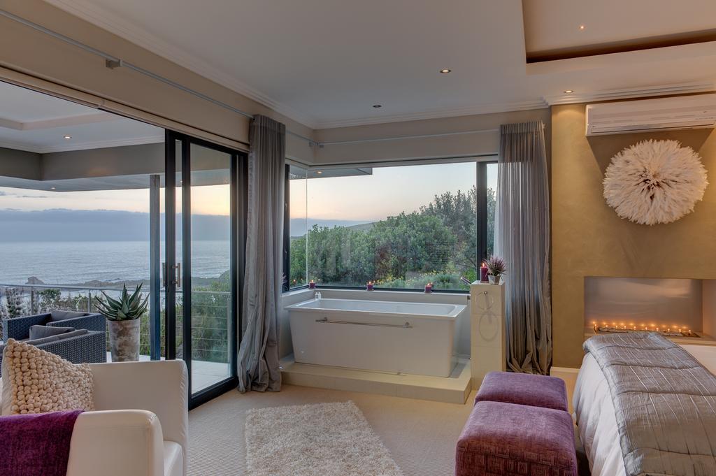 Retreat On Cliff Bed & Breakfast Knysna Exterior photo